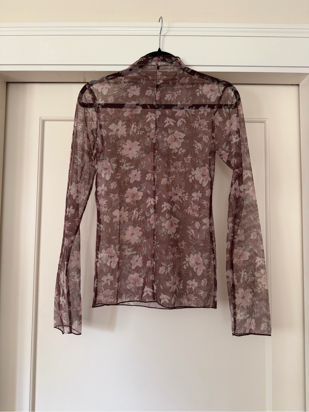New In Brown Mauve Floral Sheer Mesh Mock Neck Layering Top L NWT - Picture 4 of 4